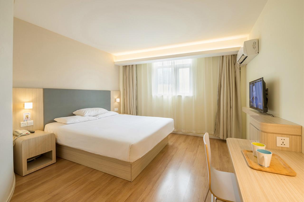 Hotel Hanting South Hongmei Road