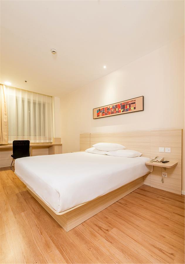 Hotel Hanting Wujing Walkway