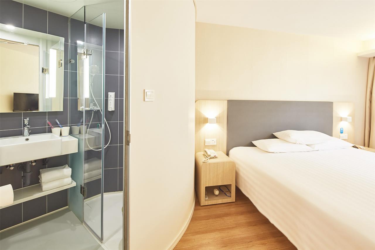 Hotel Hanting South Hongmei Road 2*