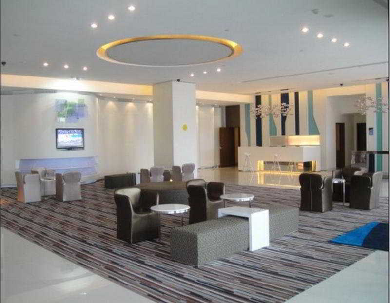 Express Nanhuizui Hotel 3*