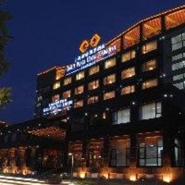 Gloria Plaza Kangqiao 3* Shanghai