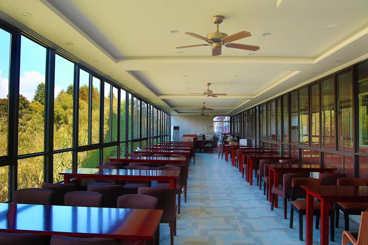 Hotel Bo Ai International Pudong Airport Branch-provide Shuttle Services To Pudong Airport And Disneyland