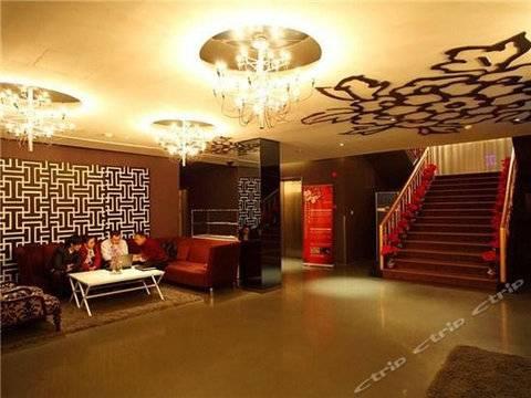 Fx At Expo Exhibition Hall Hotel