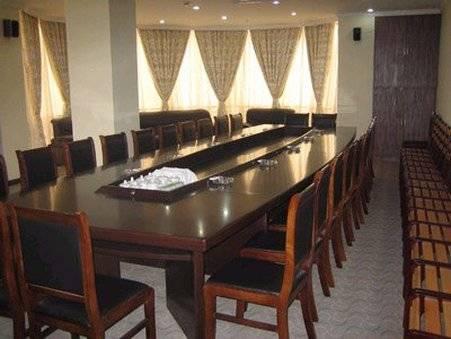 Shanghai Ljd Business Hotel 3*