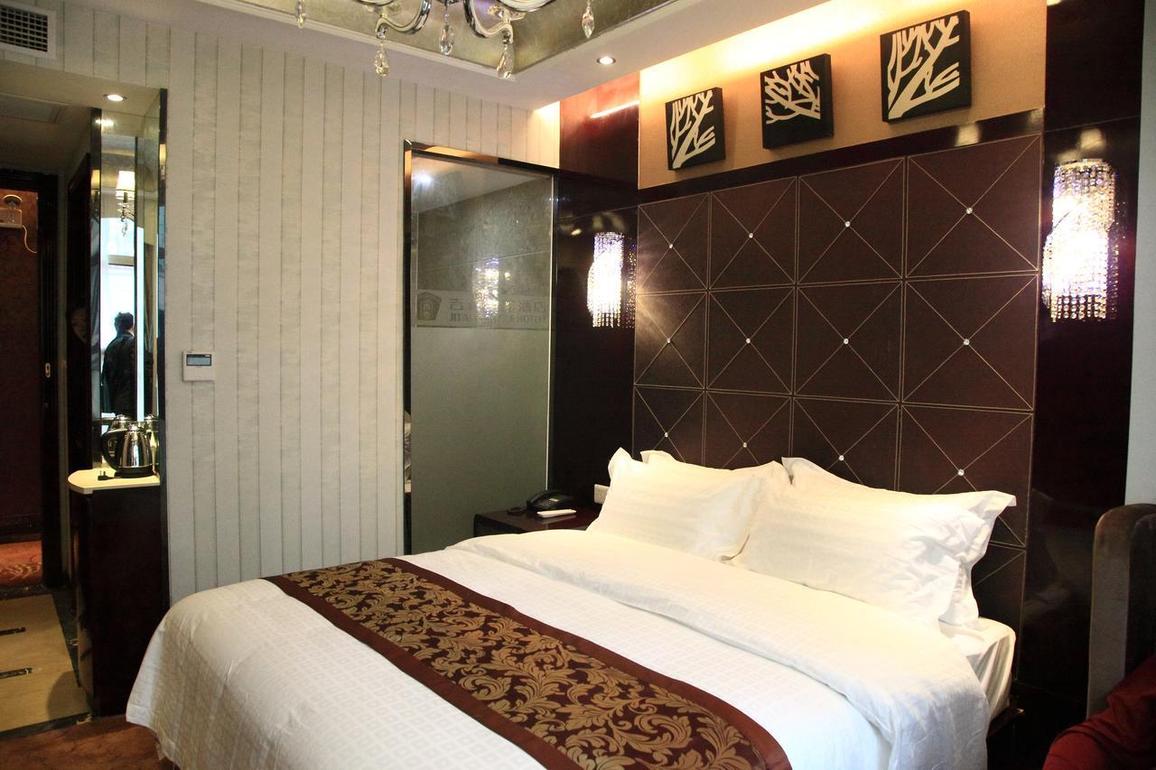 Jitai Boutique 3*