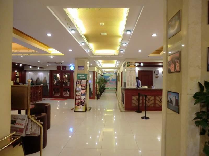 Hotel Greentree Zhongshan Hutai 3*