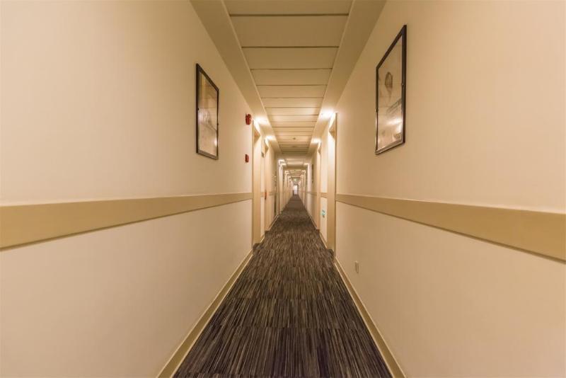 Hotel Jinjiang Hailun Rd 2*