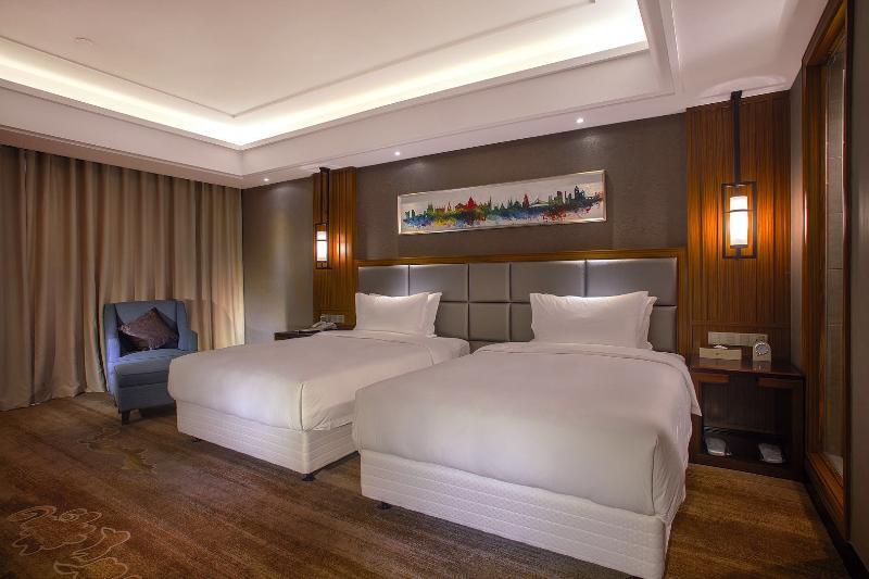 Hotel Voco Shanghai Zhangjiang By Ihg - Free Shuttle To Disneyland 5*
