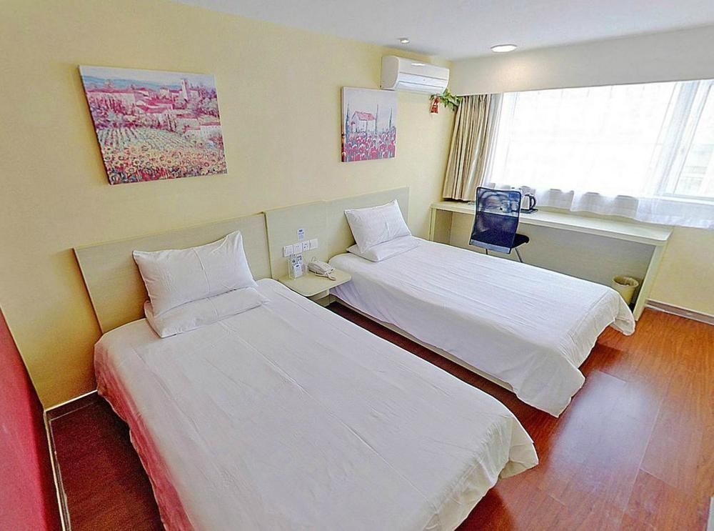 Hanting Express Lujiazui Minsheng Road 3* Shanghai