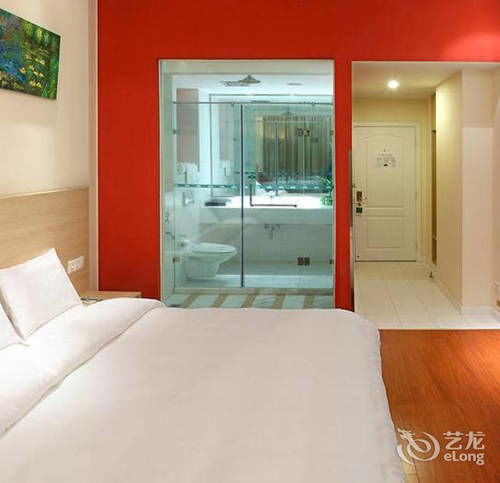 Hotel Hanting Express Lujiazui Minsheng Road 3*