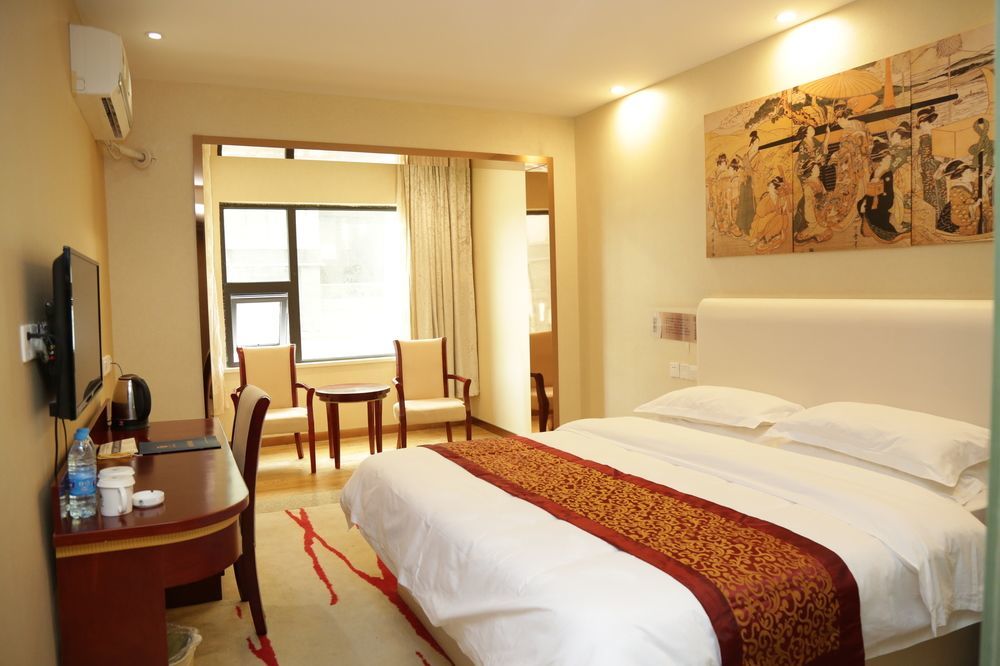 Crown Crystal 4* Shanghai