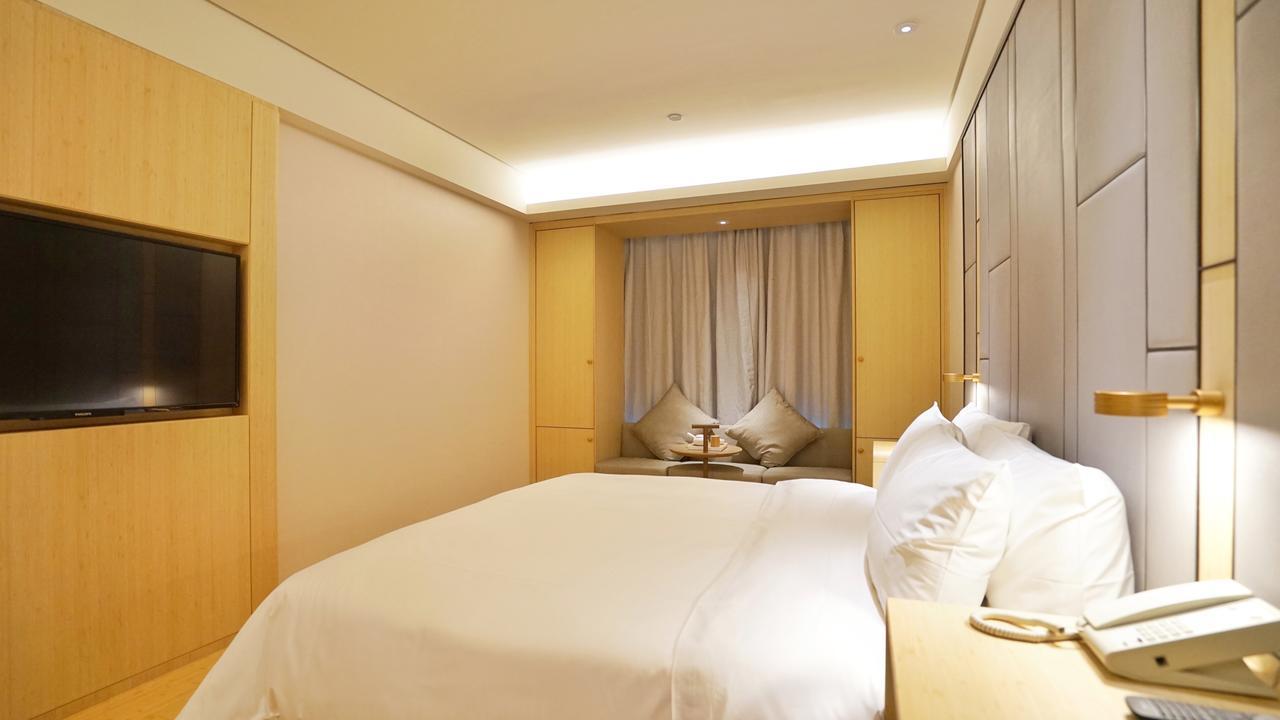 Ji Jinqiao Shanghai