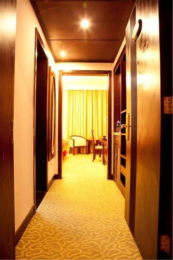 View Hotel 3*