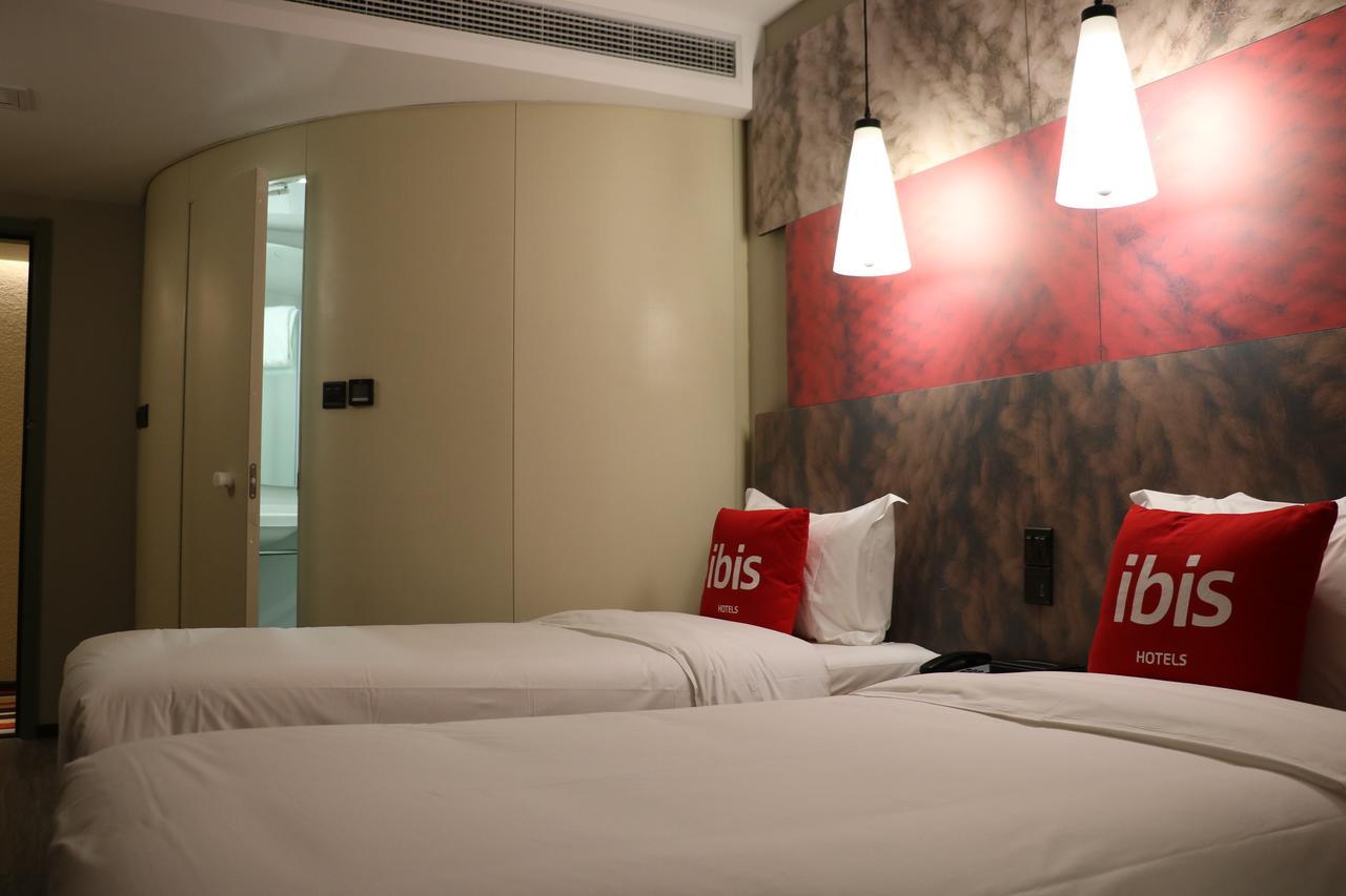 Ibis North The Bund Zhoujiazui Road Hotel *