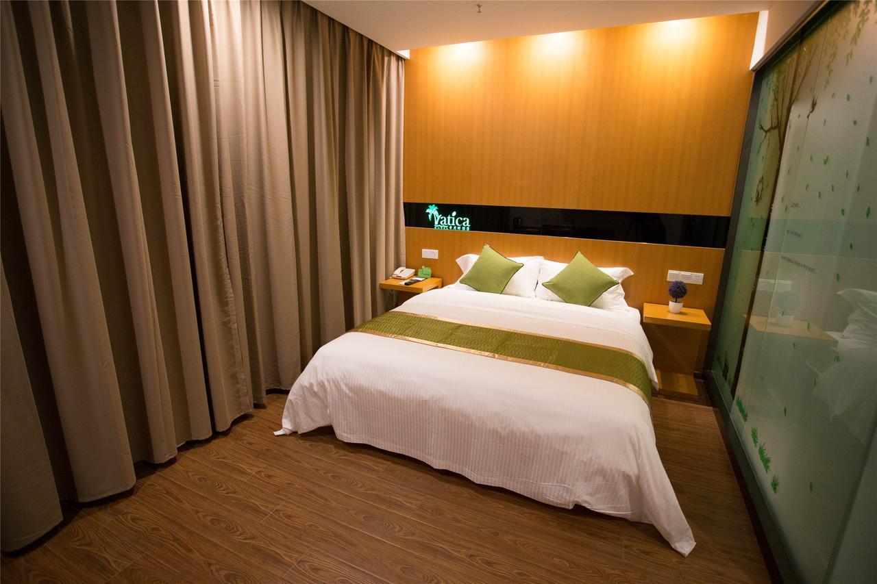 Vatica Pudong New District Dishuilake Hotel 3*