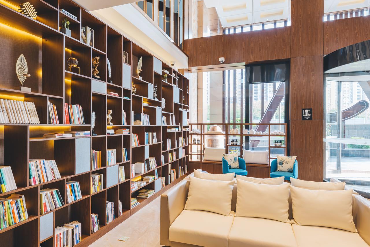 Hotel Atour Hotel Longyang Road 4*
