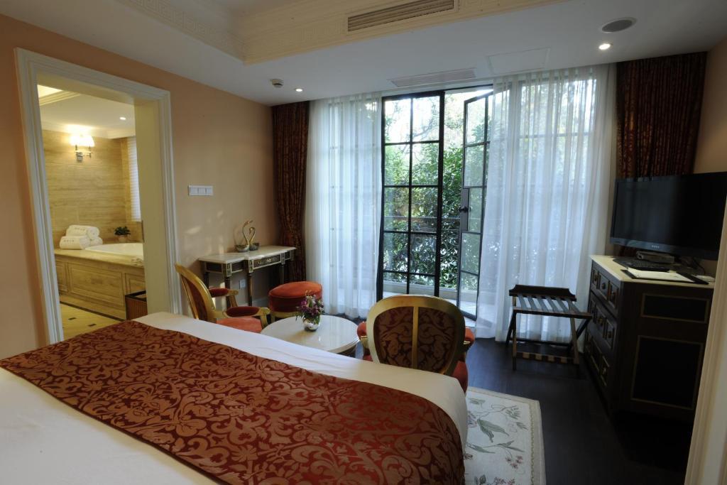 Imperial Palace Club 5*
