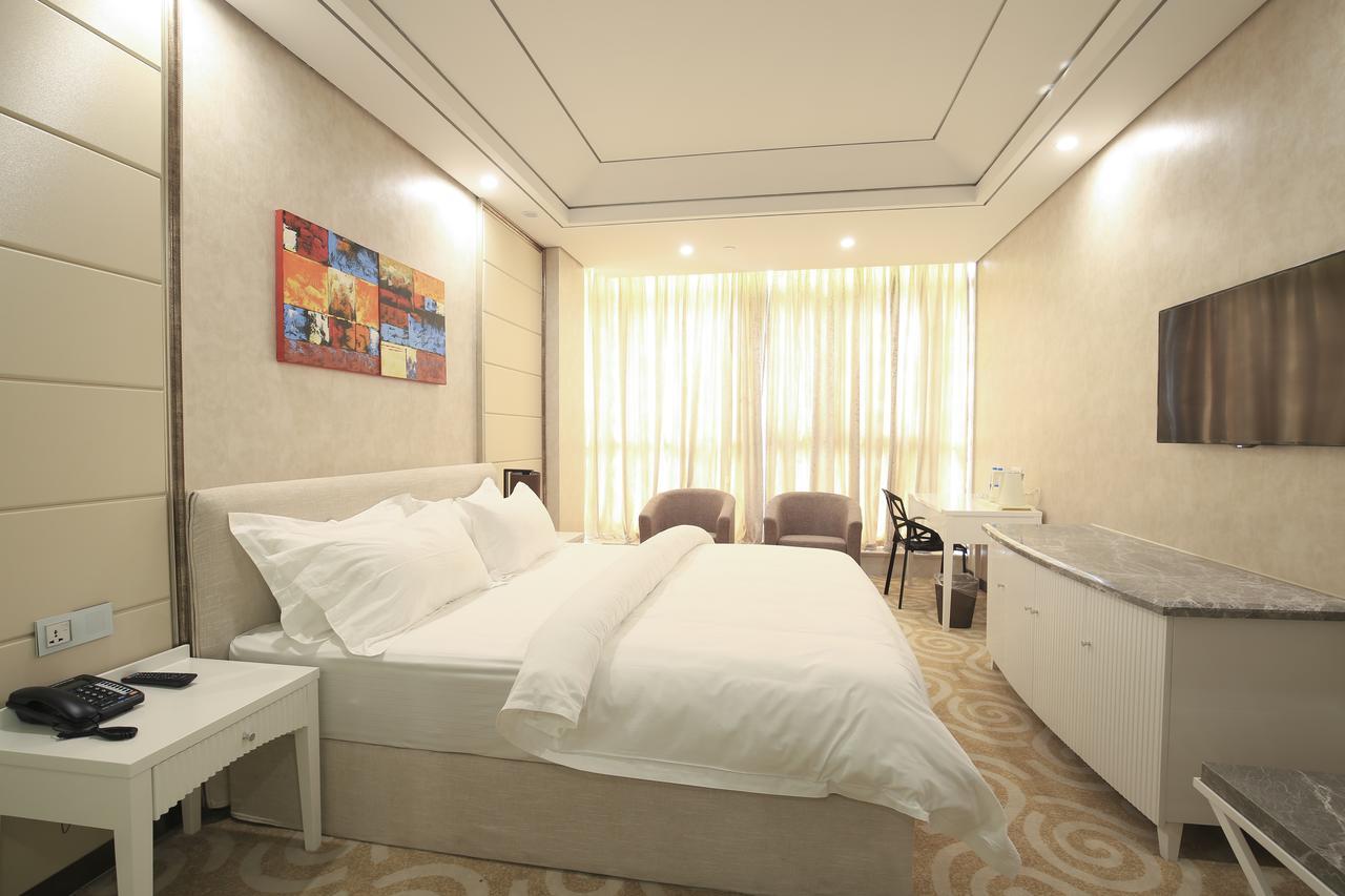 Crown Crystal 4* Shanghai