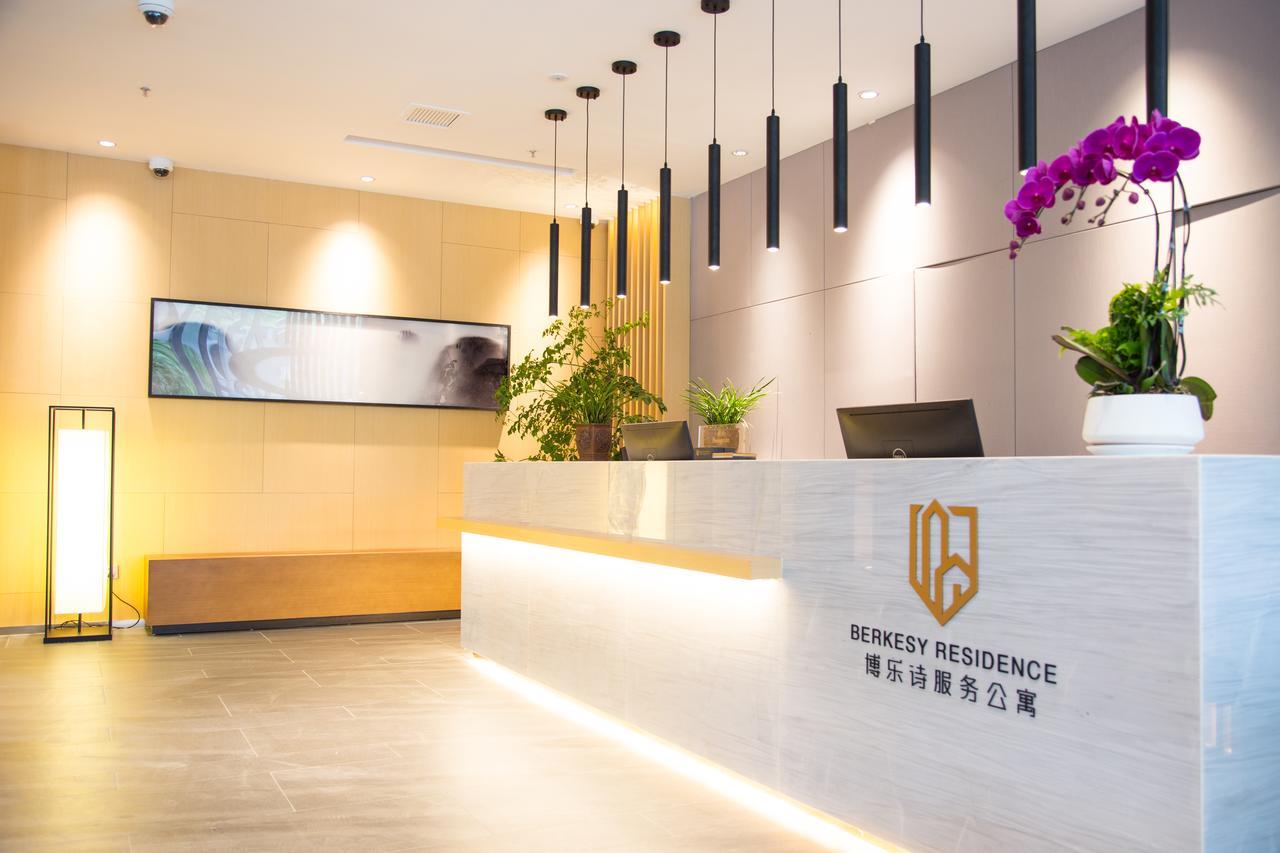 Berkesy Jinqiao Hotel