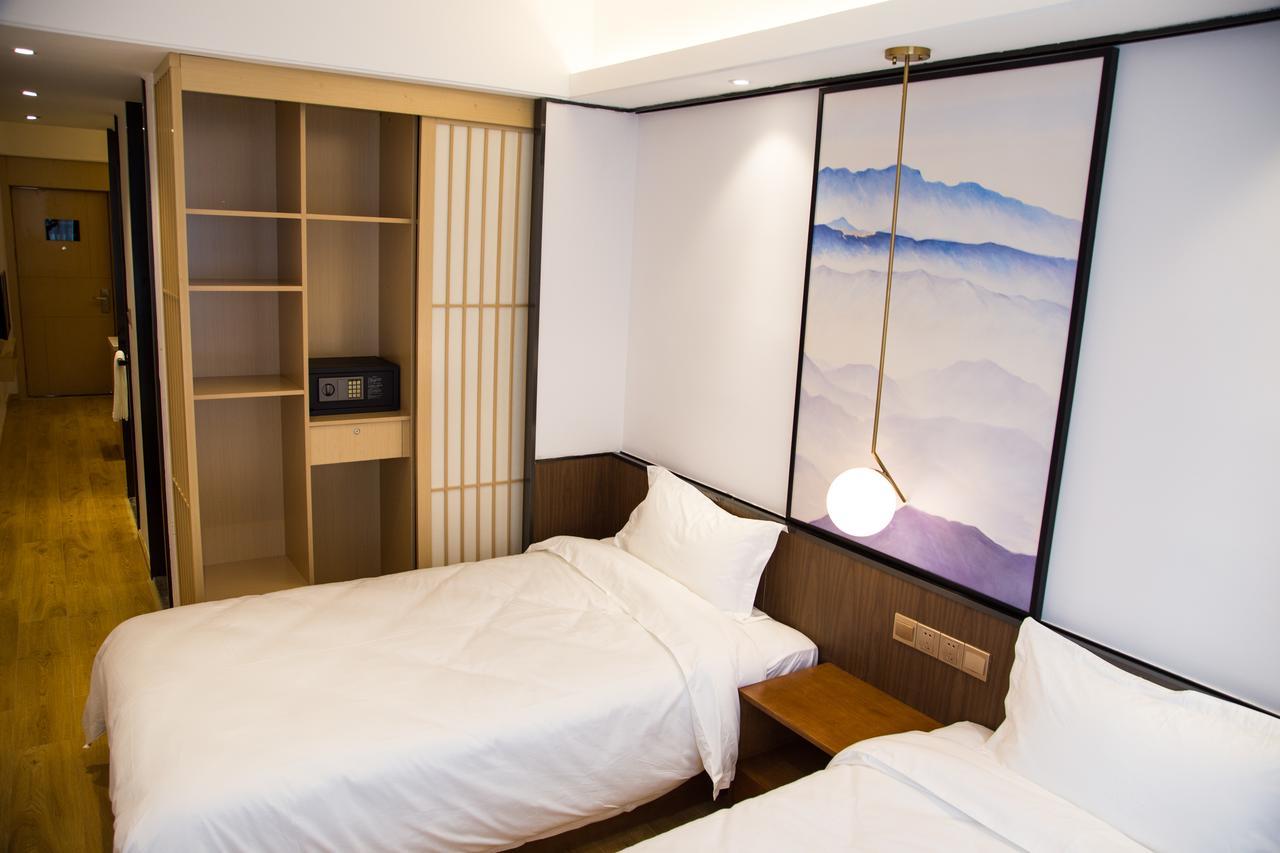 Berkesy Jinqiao Hotel Shanghai