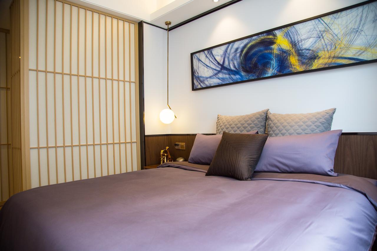 Berkesy Jinqiao Hotel 4*
