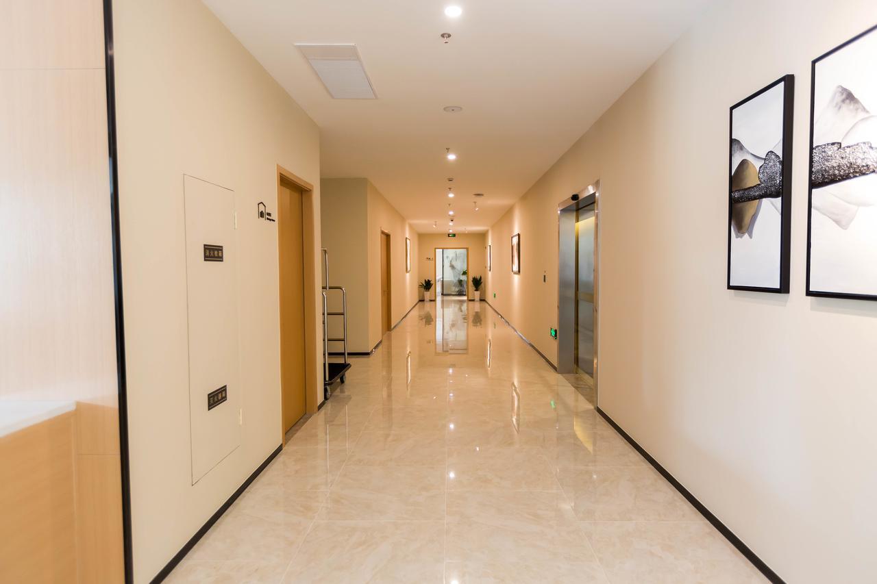 Hotel Berkesy Pujiang