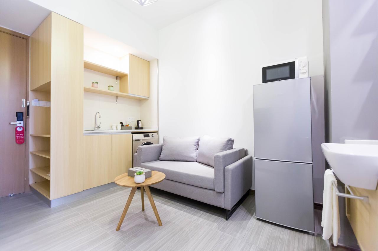Berkesy Pujiang Hotel