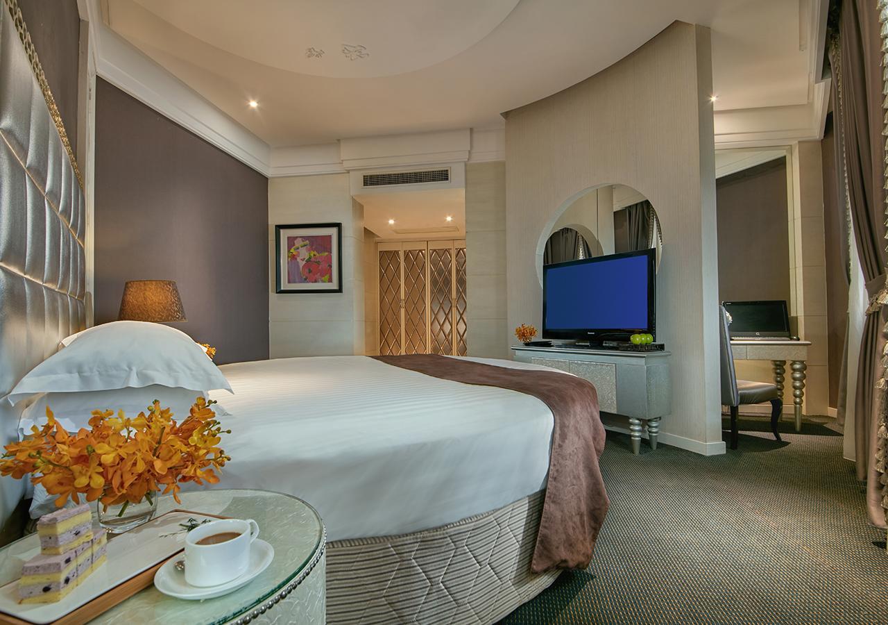 New Century Manju Luoshan @sniec Hotel