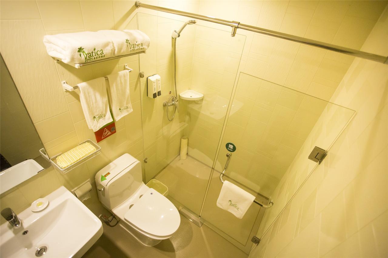 Vatica Pudong Airport Huaxia Hotel 3*