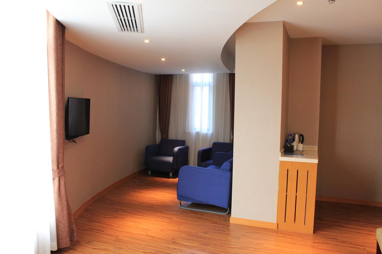 Hotel Shanghai Forson International Boutique Hotel（Pudong International Airport Chuansha Disney Store 2)