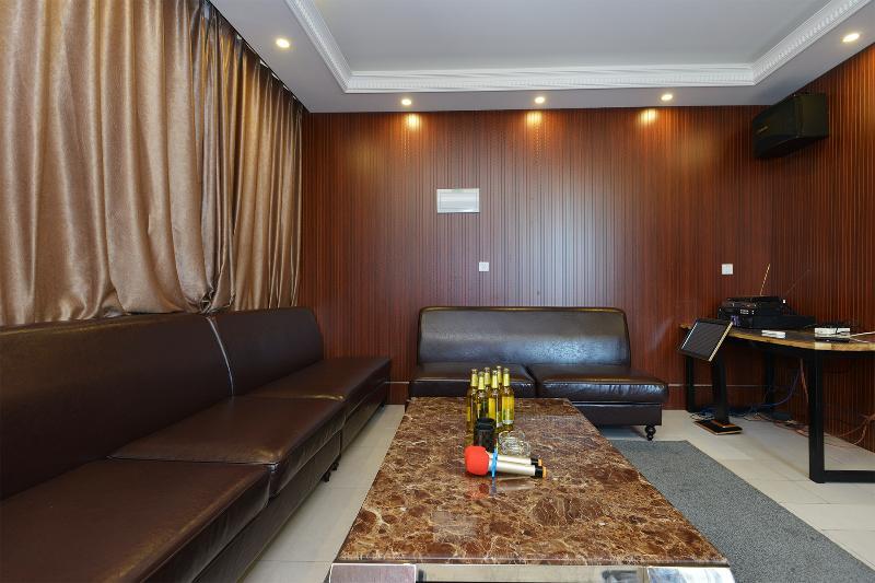 Gudi Hotel