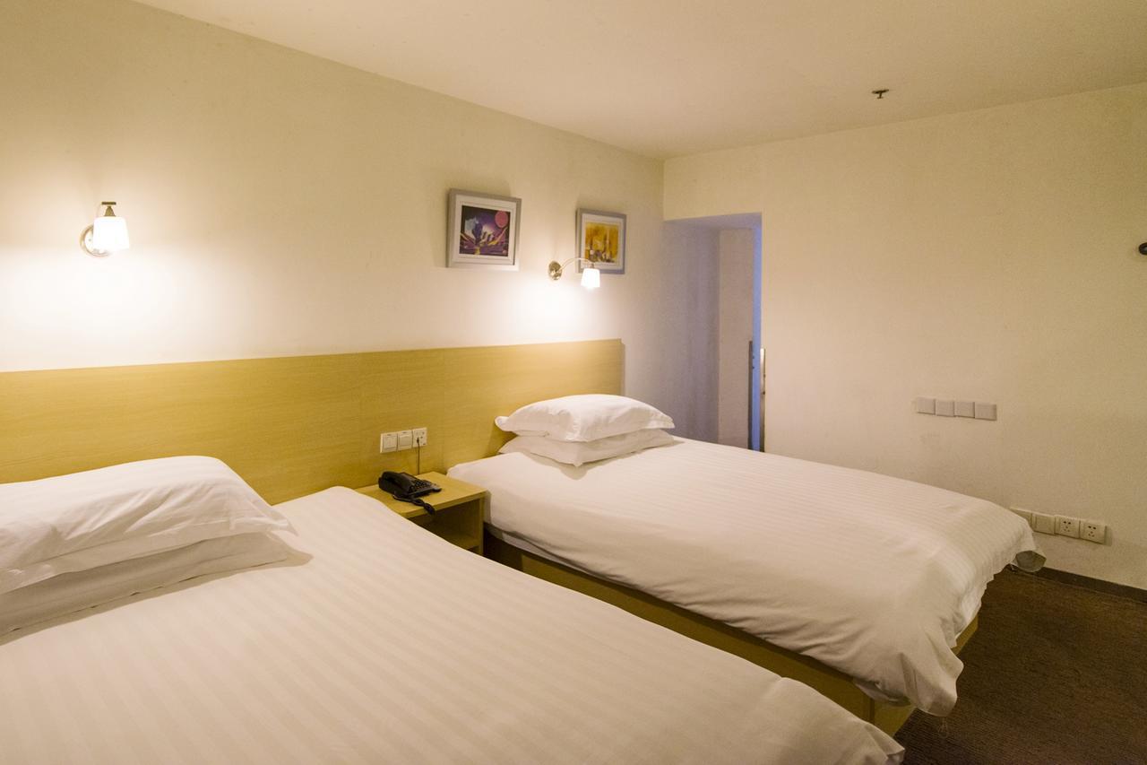 Hotel Qibao Ancient Town Qixin Road