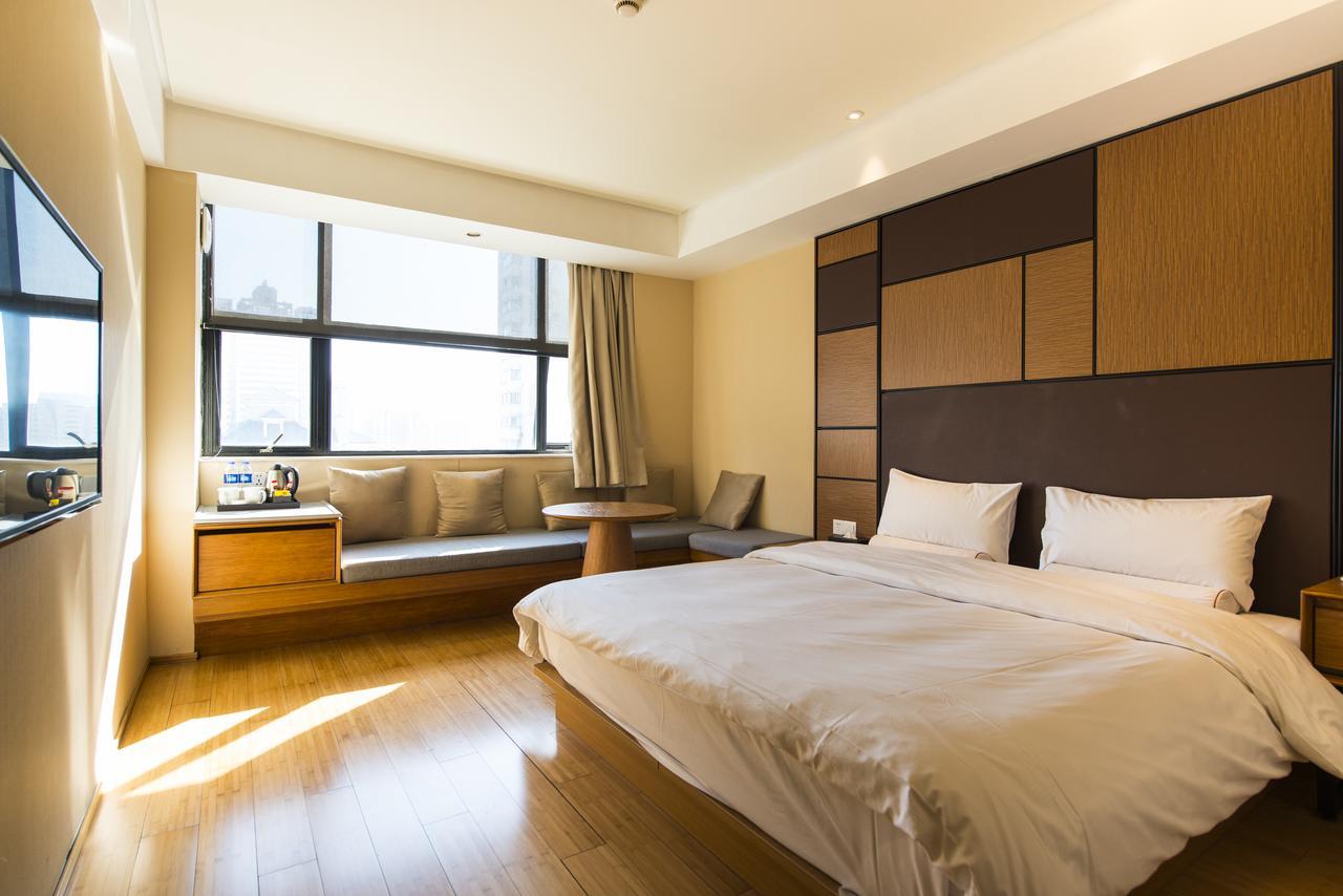 Ji Jiangqiao Wanda Plaza Hotel