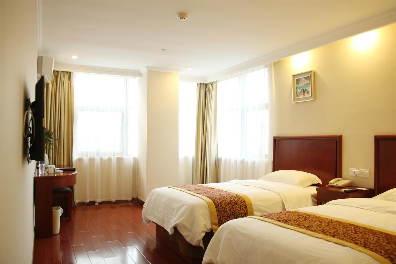 Greentree Baoshan 128 Memorial Road Tonghe Road Shell 3*