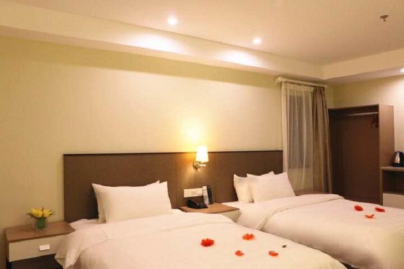 Dihang Boutique Pudong Airport Branch - Provides Shuttle Service To Pudong Airport And Disneyland 3* Şanghay