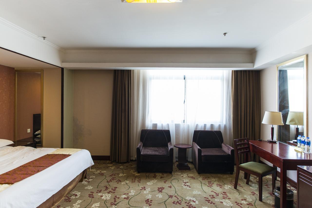 Hotel Vienna 3 Expo Sanlin Shanghái