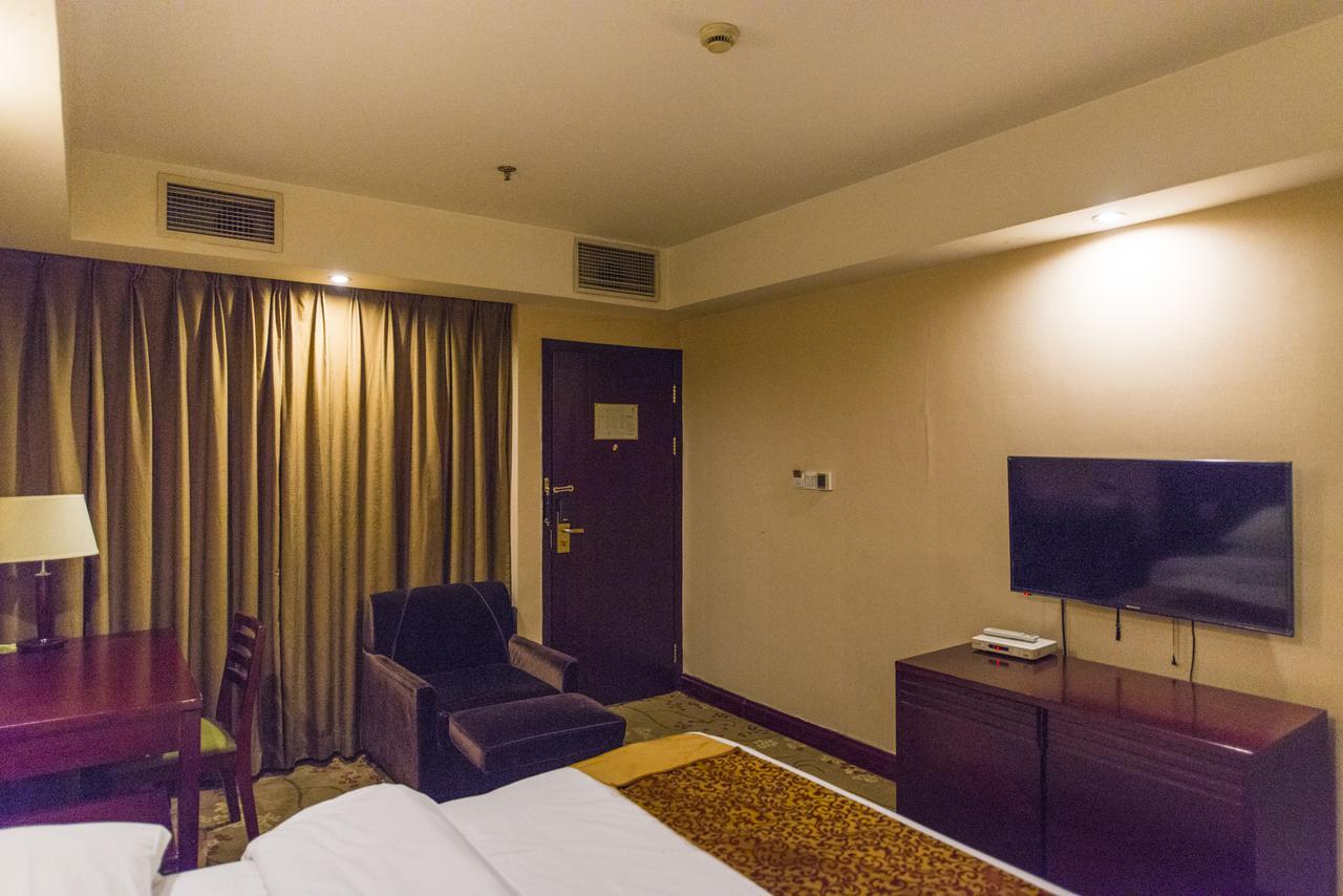 Hotel Vienna 3 Expo Sanlin Shanghái