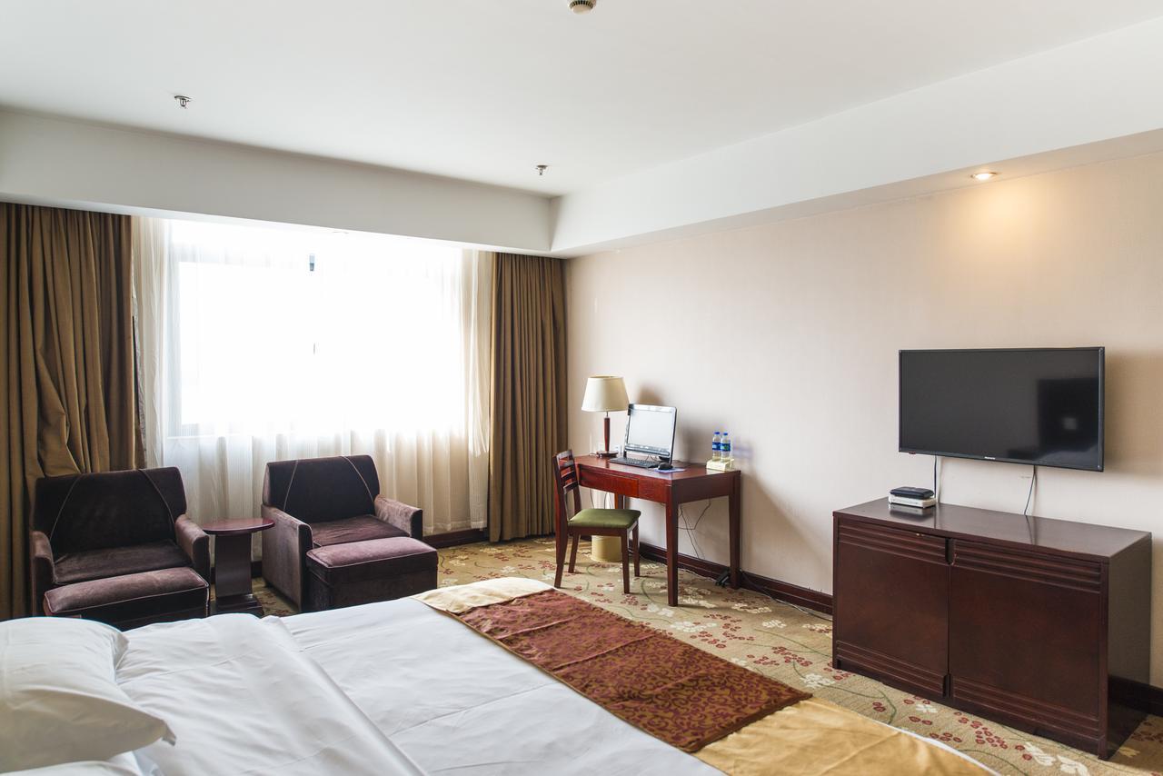 Vienna 3 Expo Sanlin 3* Shanghái
