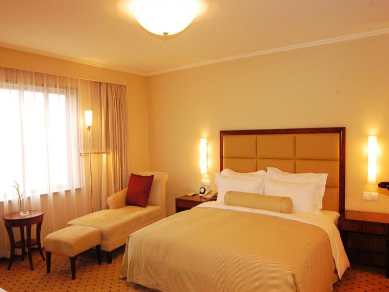Hotel Golden Tulip Hongqiao - A Louvre