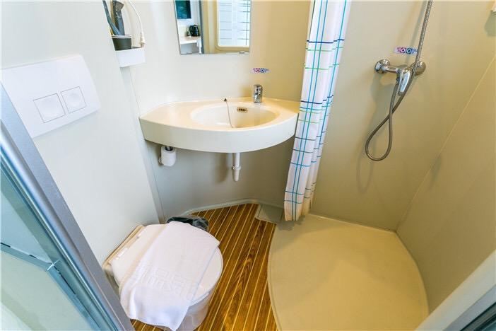 100 Pudong Airport Hotel