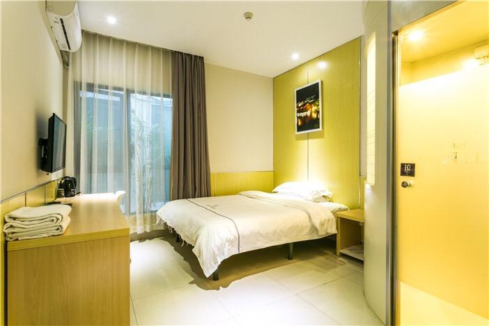 100 Pudong Airport Hotel Shanghai