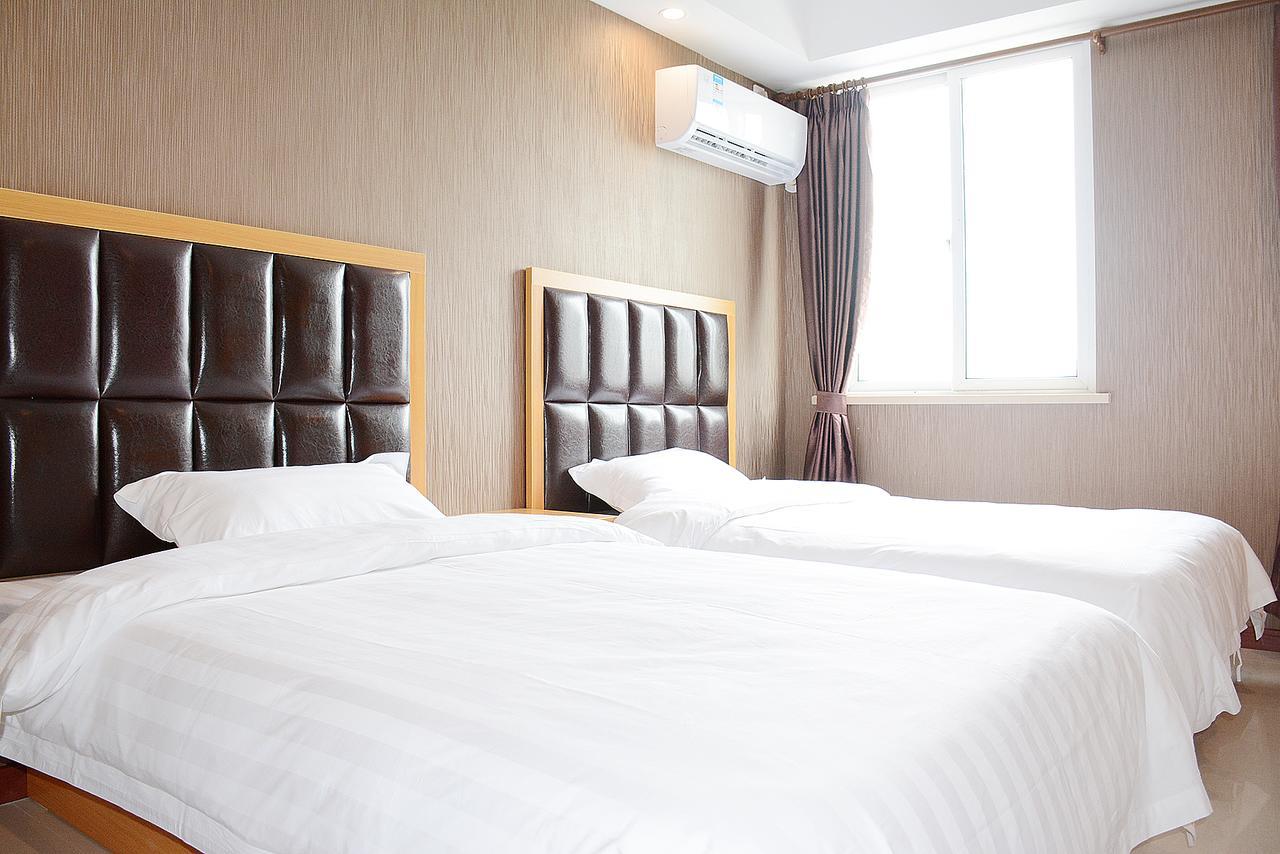 Hotel 100 Pudong Airport 2*