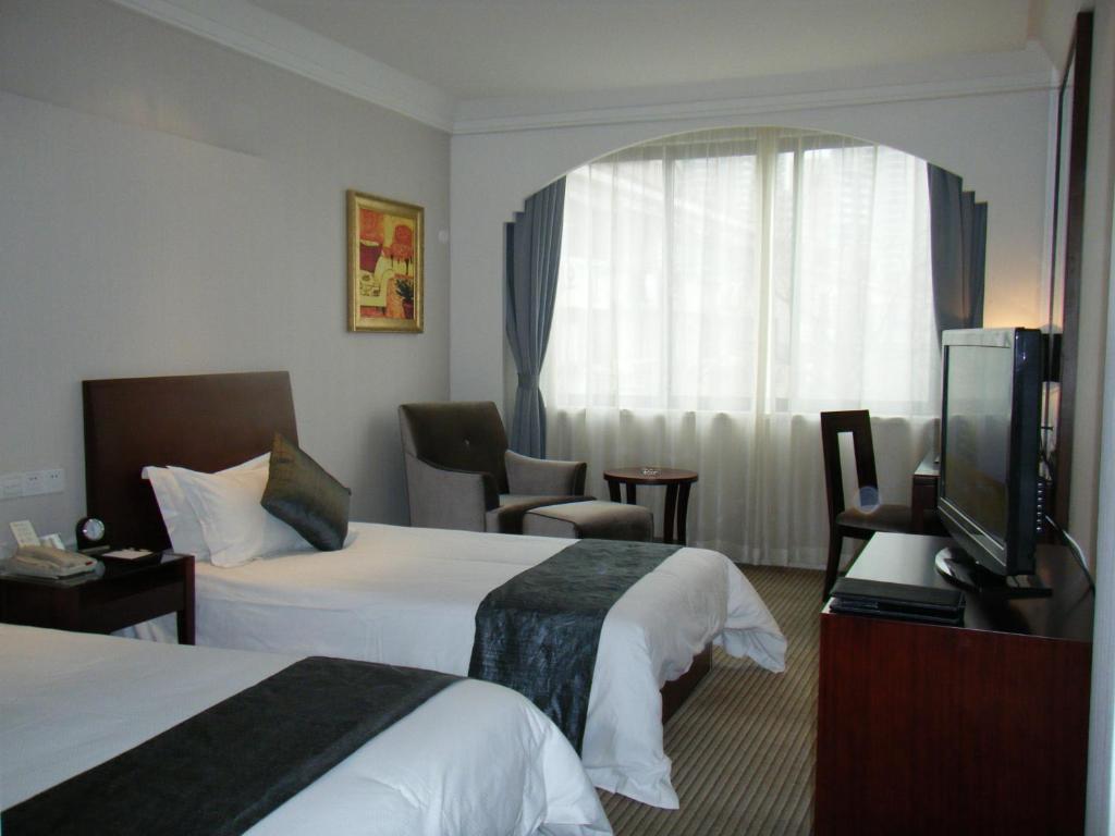 Hotel New Century Manju Hotel-shanghai Railway Station 3*