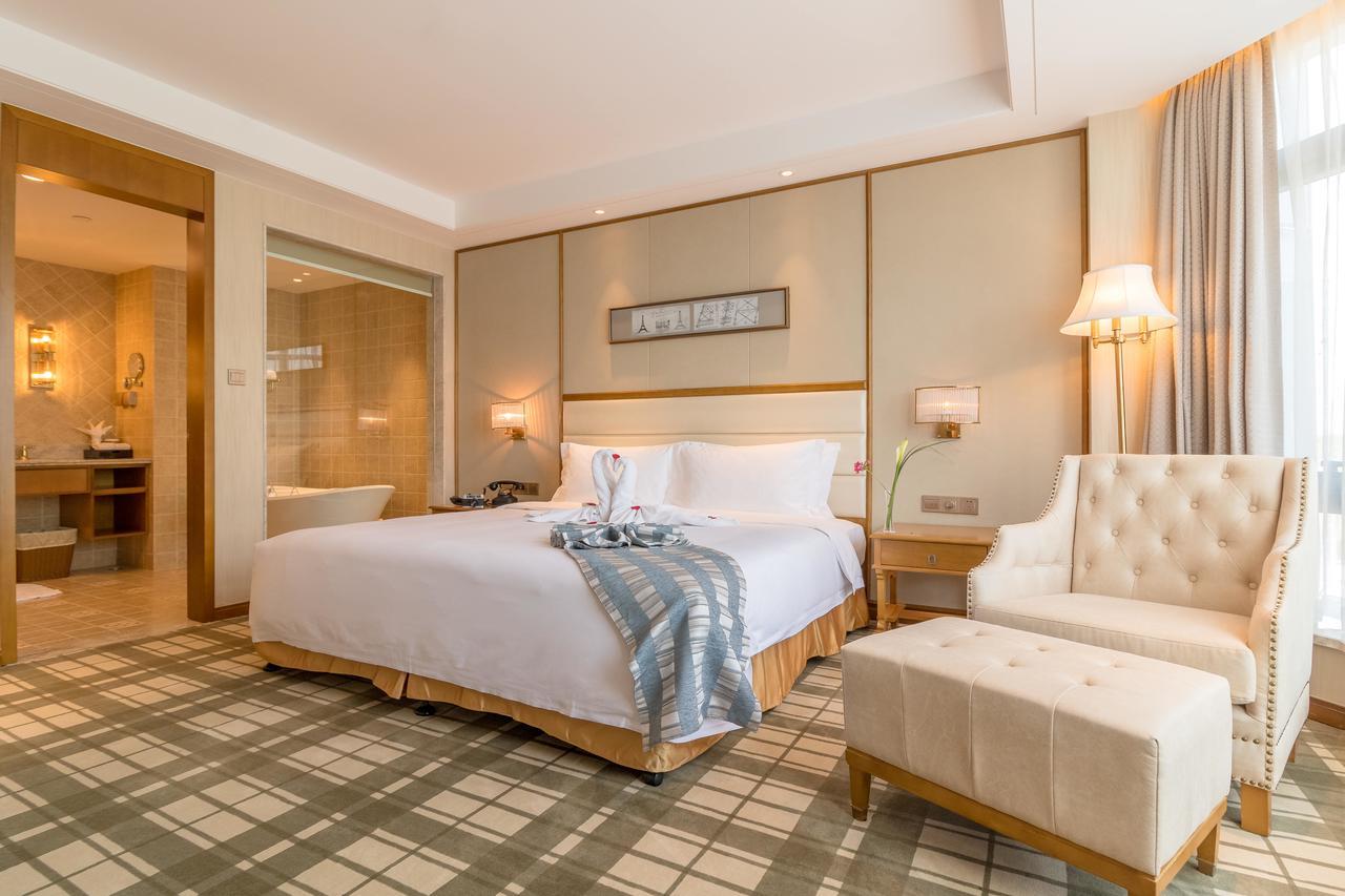 Hotel Fliport Garden 4*