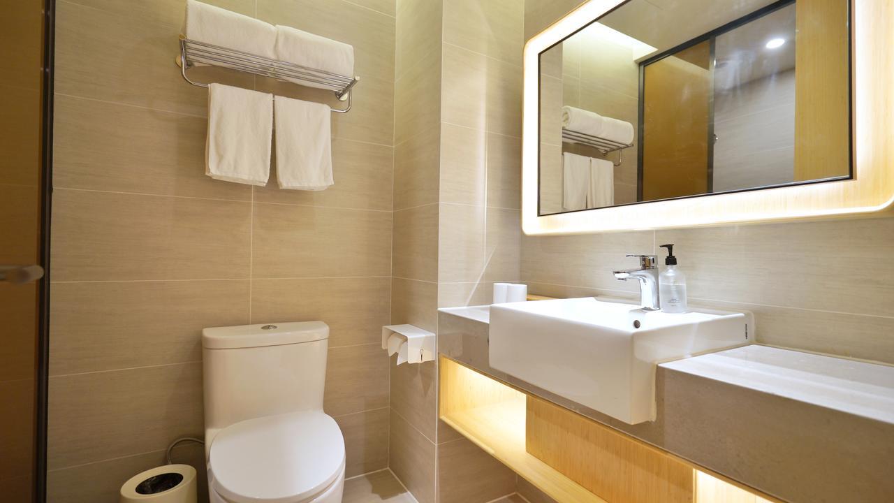 Hotel Ji Hongqiao National Convention And Exhibition Center Huaxiang Road