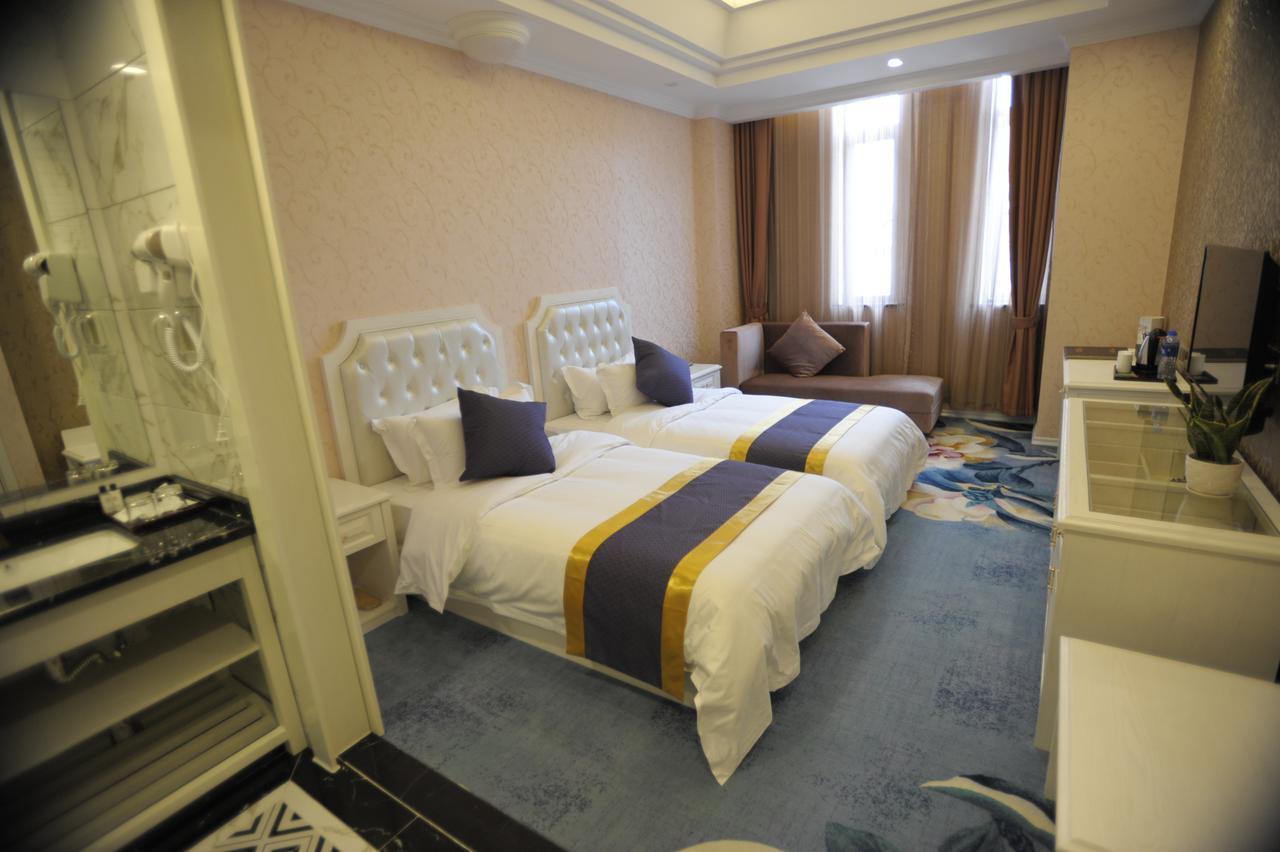 Ramada Encore Pudong Shanghai