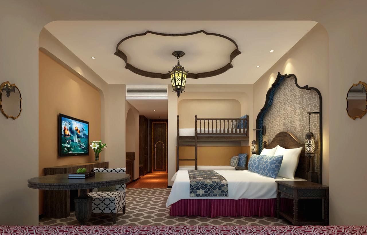 The Gleetour Hotel