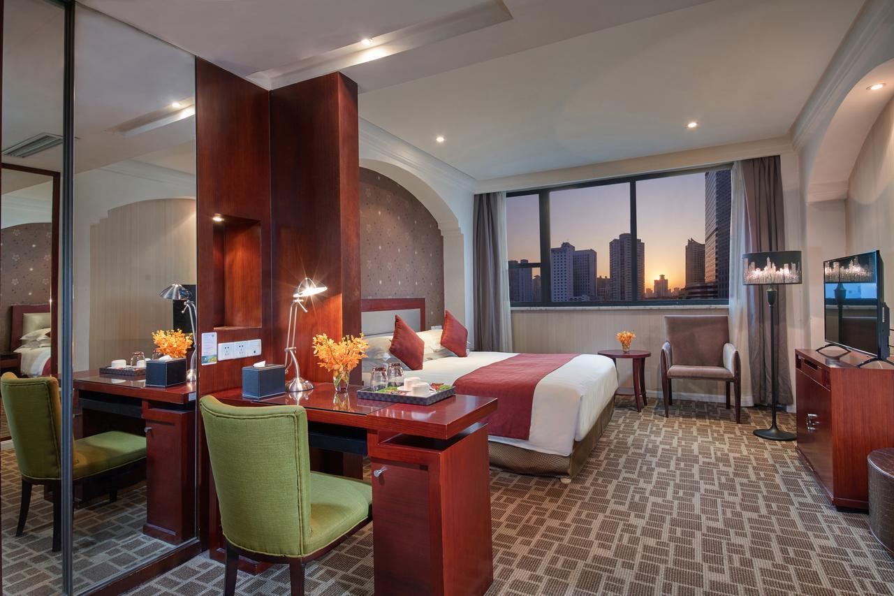 New Century Manju Hotel-shanghai Railway Station 3*