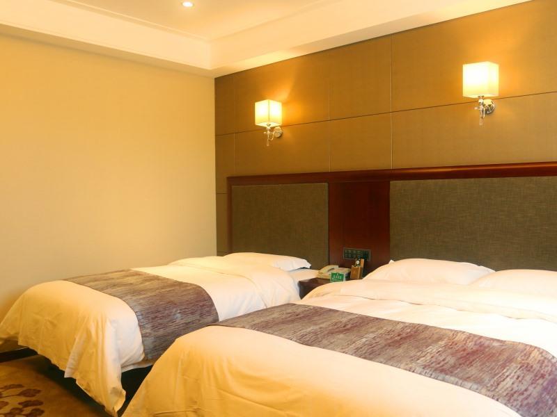 Greentree Alliance Disneyland North Gate Hotel Shanghai