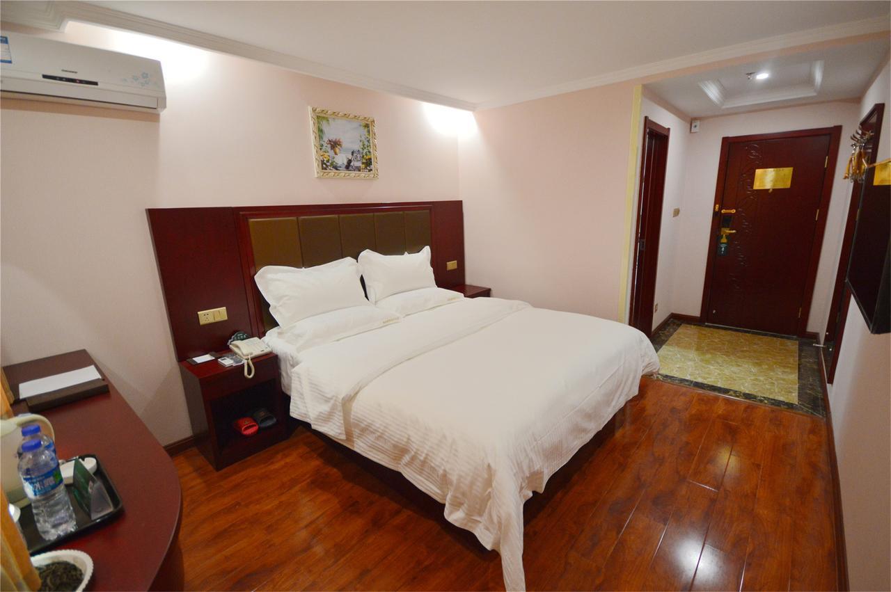 Greentree Kangqiao Industrial Zone Jinxiu Road Business Khách sạn